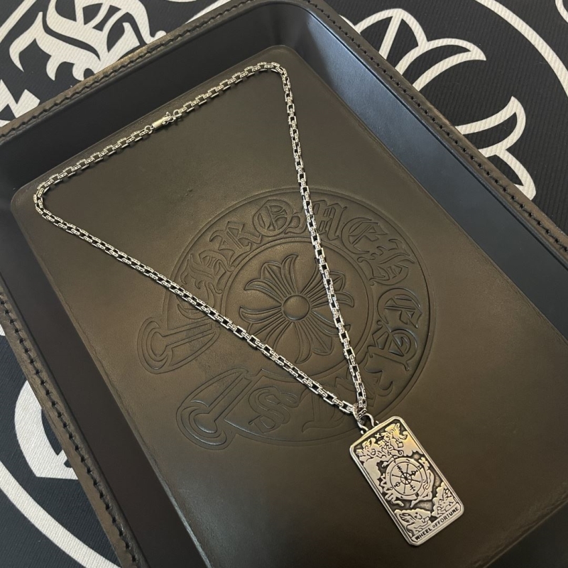 Ch**me He**ts necklaces